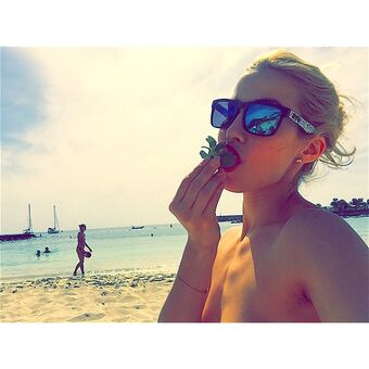 Catha23 Alastonkuvavuotoja OnlyFansista 44