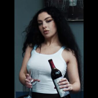 Charli-xcx