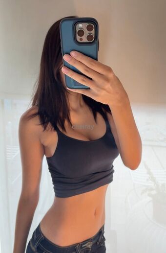 chelray Alastonkuvavuotoja OnlyFansista 60
