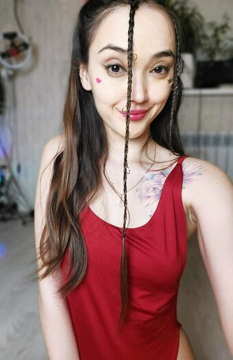 Cherry Nu Alastonkuvavuotoja OnlyFansista 7