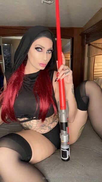 cherryrayxx Alastonkuvavuotoja OnlyFansista 10