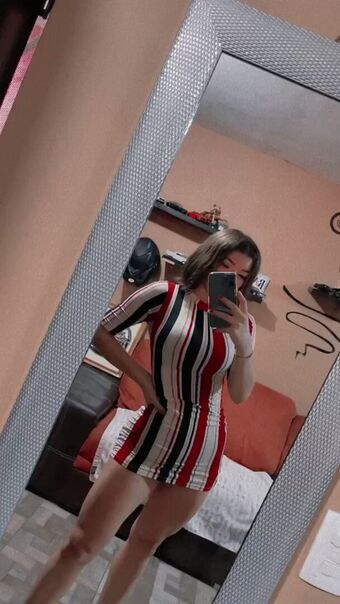 Cielo Muñoz Alastonkuvavuotoja OnlyFansista 6