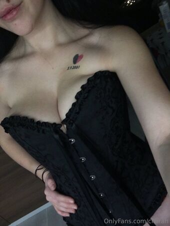 clairah Alastonkuvavuotoja OnlyFansista 1