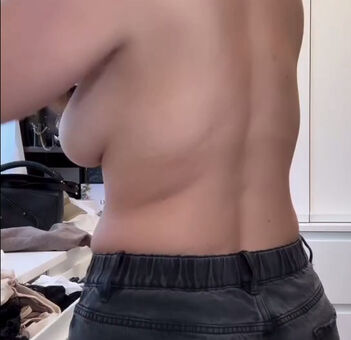 DANA ZARMON Alastonkuvavuotoja OnlyFansista 11