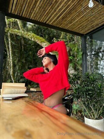 Daniela Gaviria Alastonkuvavuotoja OnlyFansista 9