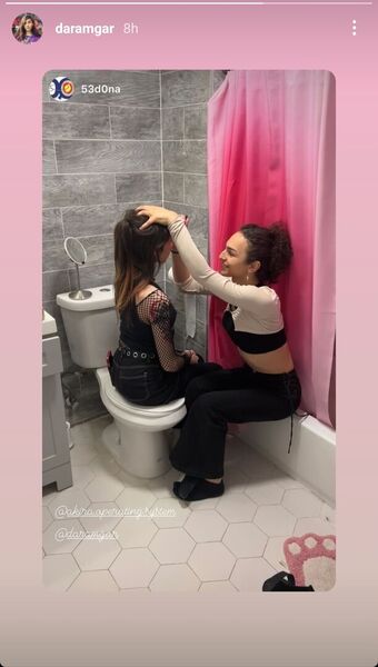 Daramgar Alastonkuvavuotoja OnlyFansista 19