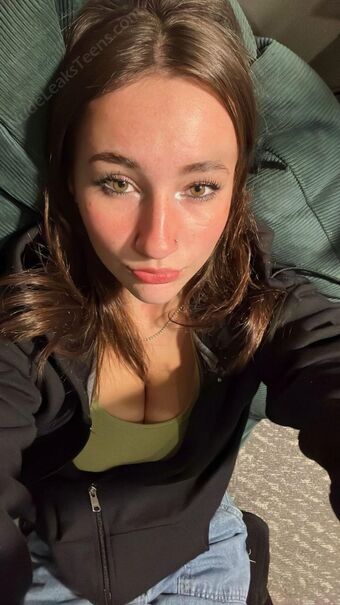 Devon Alastonkuvavuotoja OnlyFansista 73
