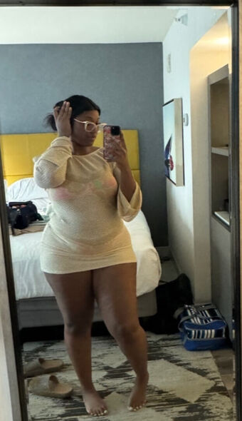 devtheestallion Alastonkuvavuotoja OnlyFansista 3