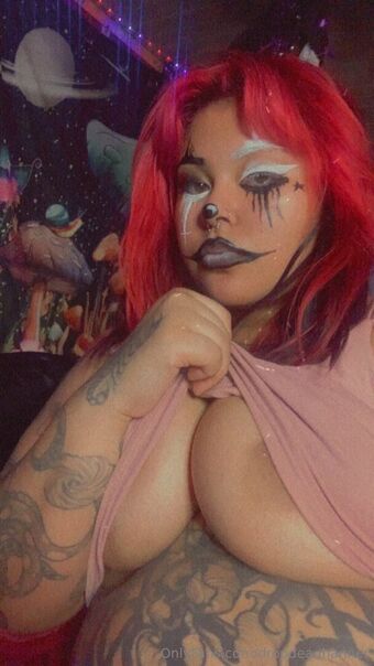 dropdeadhanner Alastonkuvavuotoja OnlyFansista 28