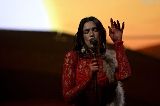 Dua-lipa