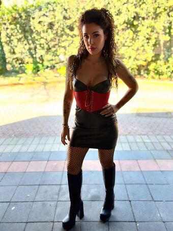 effeemme1 Alastonkuvavuotoja OnlyFansista 7