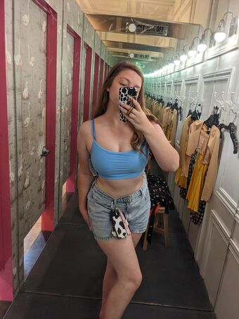 Eightbitbailey Alastonkuvavuotoja OnlyFansista 34