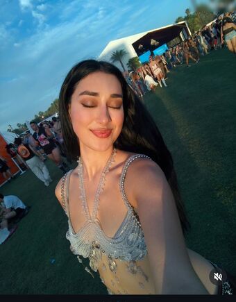 Elif Alastonkuvavuotoja OnlyFansista 58