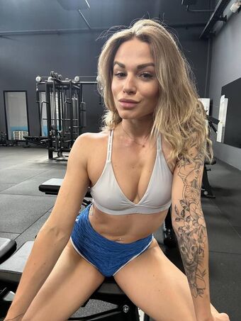 Ella Grant