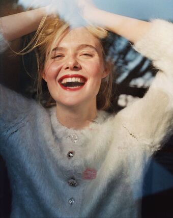 Elle-fanning Alastonkuvavuotoja OnlyFansista 1363