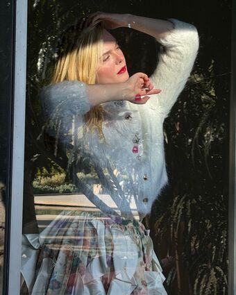 Elle-fanning Alastonkuvavuotoja OnlyFansista 1368