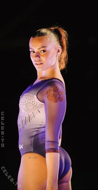 Emma Malewski Alastonkuvavuotoja OnlyFansista 127