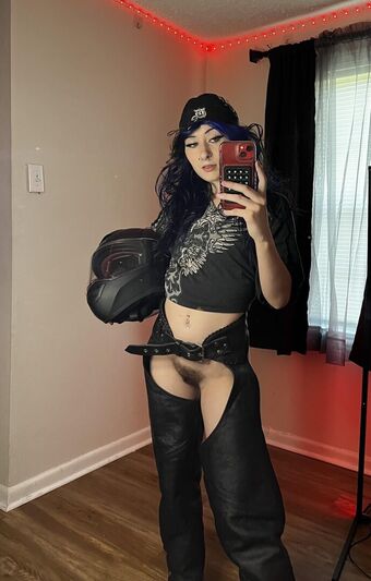 executionergfvip Alastonkuvavuotoja OnlyFansista 8