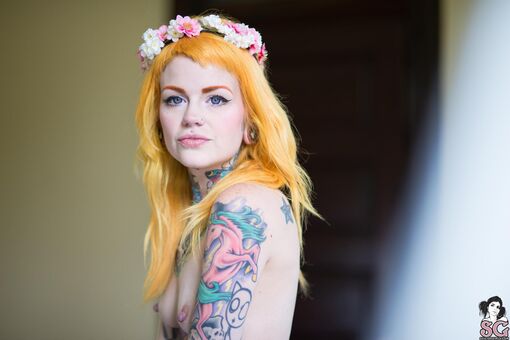 Faun Alastonkuvavuotoja OnlyFansista 13