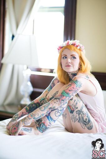 Faun Alastonkuvavuotoja OnlyFansista 17