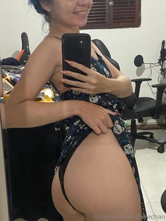 fayechan Alastonkuvavuotoja OnlyFansista 6