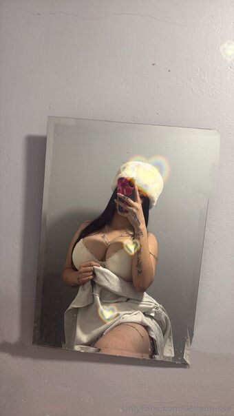 felina_fk Alastonkuvavuotoja OnlyFansista 18