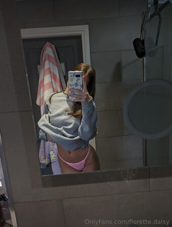florette.daisy Alastonkuvavuotoja OnlyFansista 6