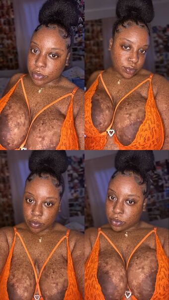 Freckledfantasy Alastonkuvavuotoja OnlyFansista 1