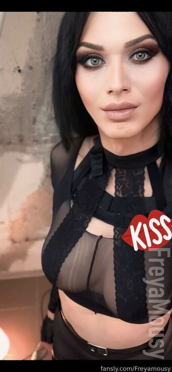 Freyamousy Alastonkuvavuotoja OnlyFansista 19