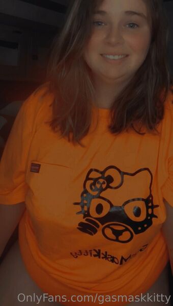 gasmaskkitty Alastonkuvavuotoja OnlyFansista 9