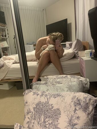 gfejayden Alastonkuvavuotoja OnlyFansista 13