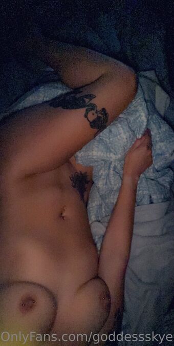 goddessskye95