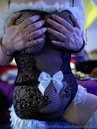 haloprincess3 Alastonkuvavuotoja OnlyFansista 12