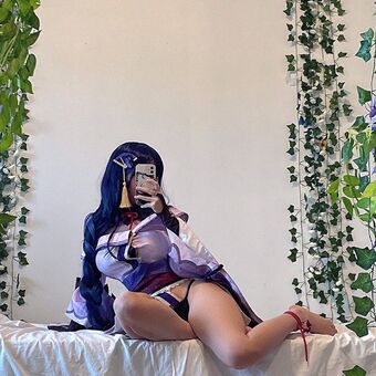 Harutan Alastonkuvavuotoja OnlyFansista 22