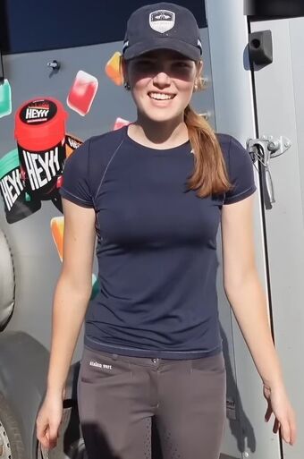 Heylea Alastonkuvavuotoja OnlyFansista 14