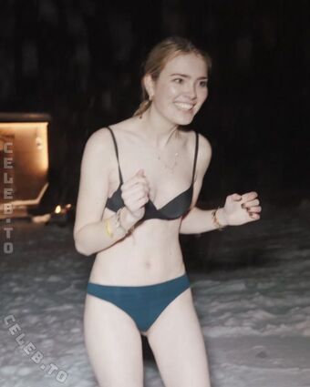 Heylea Alastonkuvavuotoja OnlyFansista 16
