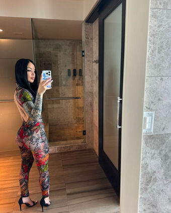 IG __xosarah / xosarahg