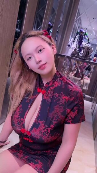 infini_abc Alastonkuvavuotoja OnlyFansista 85