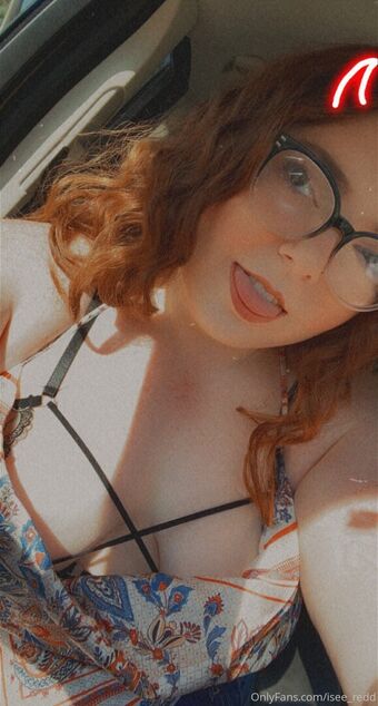 isee_redd Alastonkuvavuotoja OnlyFansista 28