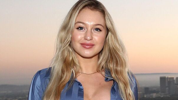 Iskra Lawrence Alastonkuvavuotoja OnlyFansista 178