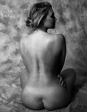 Iskra Lawrence Alastonkuvavuotoja OnlyFansista 184