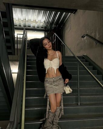 itshellovee Alastonkuvavuotoja OnlyFansista 31