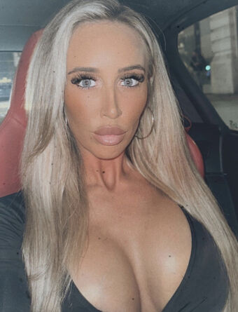 Jade Hobden Ashandjadeofficial