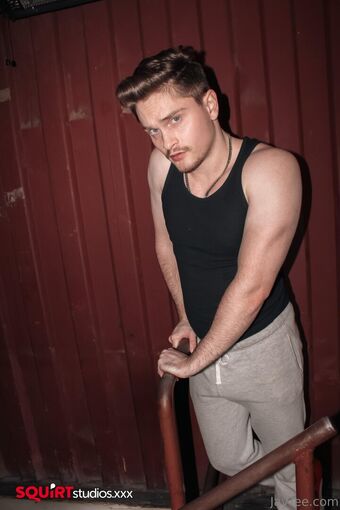 jaytee.com Alastonkuvavuotoja OnlyFansista 31