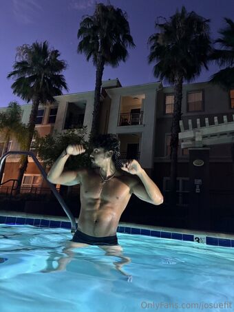 josuefit Alastonkuvavuotoja OnlyFansista 16