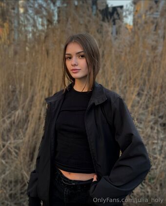julia_holy
