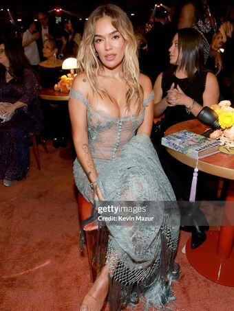 Karol G Alastonkuvavuotoja OnlyFansista 157