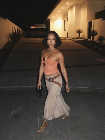 Karrueche Alastonkuvavuotoja OnlyFansista 101