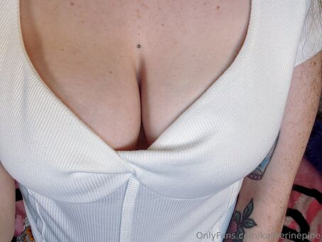 katherinepine Alastonkuvavuotoja OnlyFansista 42