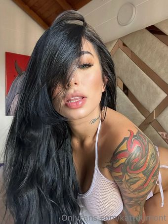 kattmodel Alastonkuvavuotoja OnlyFansista 10